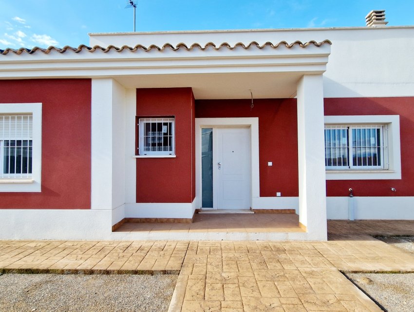 New Build - detached -
Purias