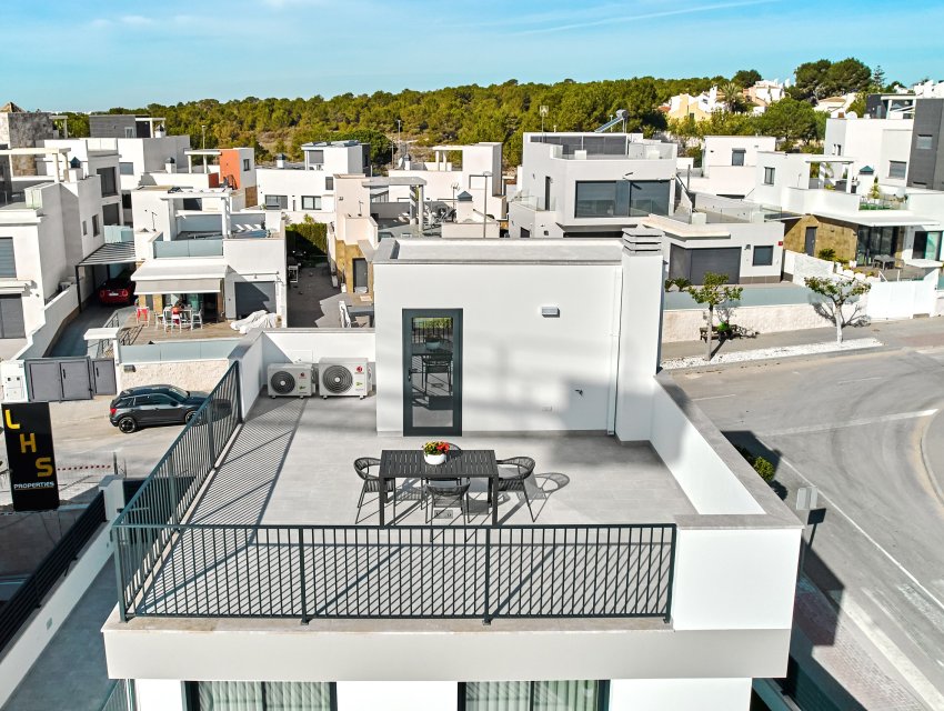 New Build - detached -
San Miguel de Salinas