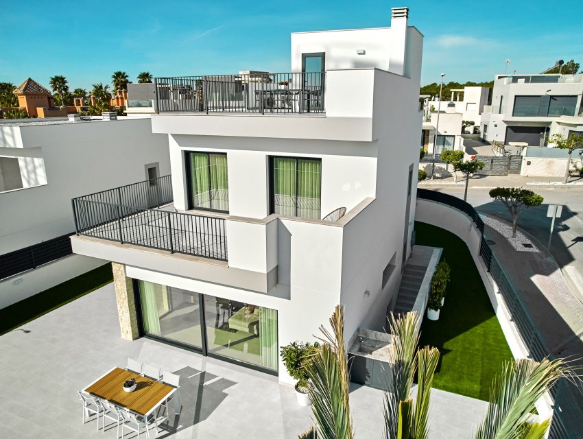 New Build - detached -
San Miguel de Salinas