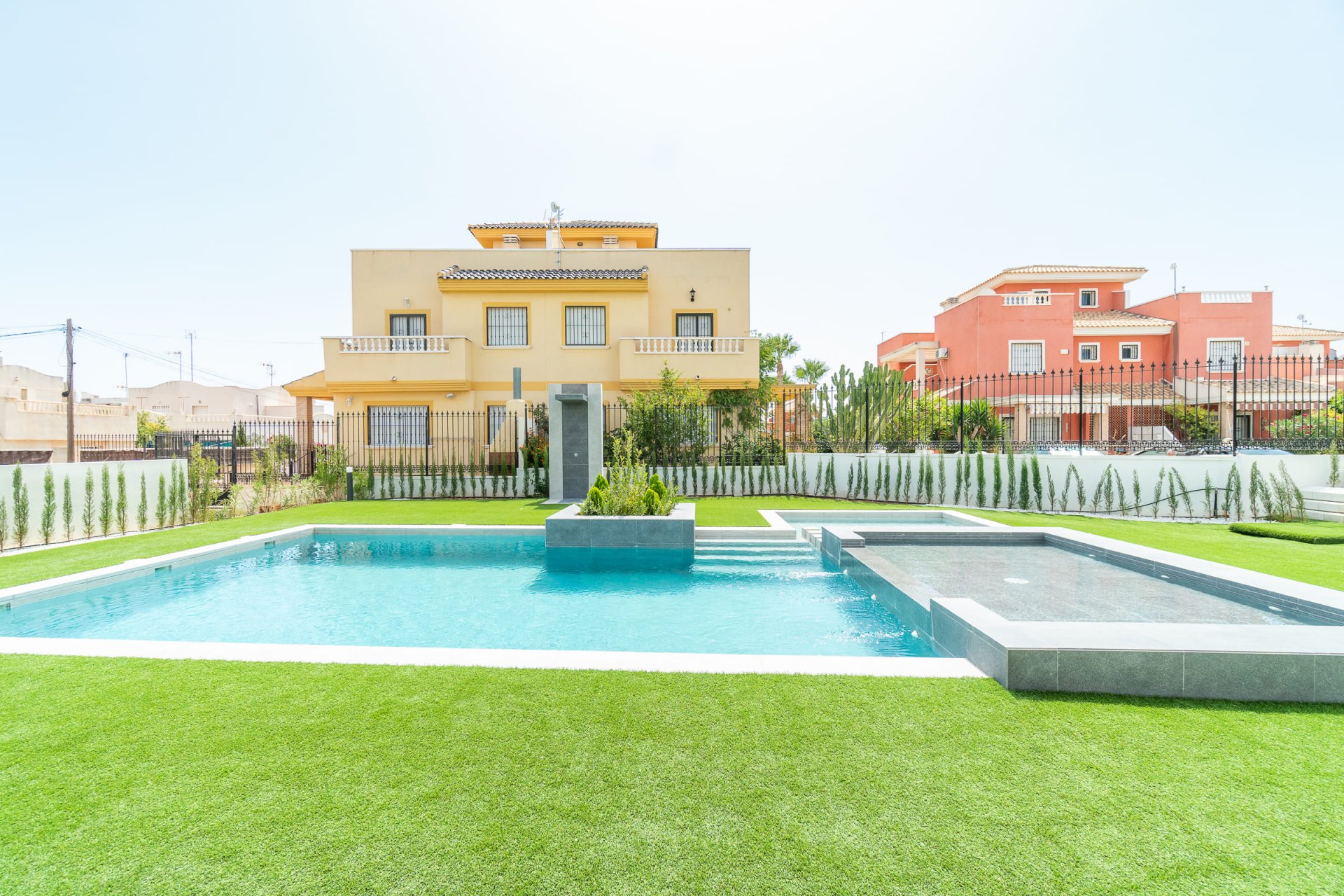 New Build - low-bungalow -
Torrevieja