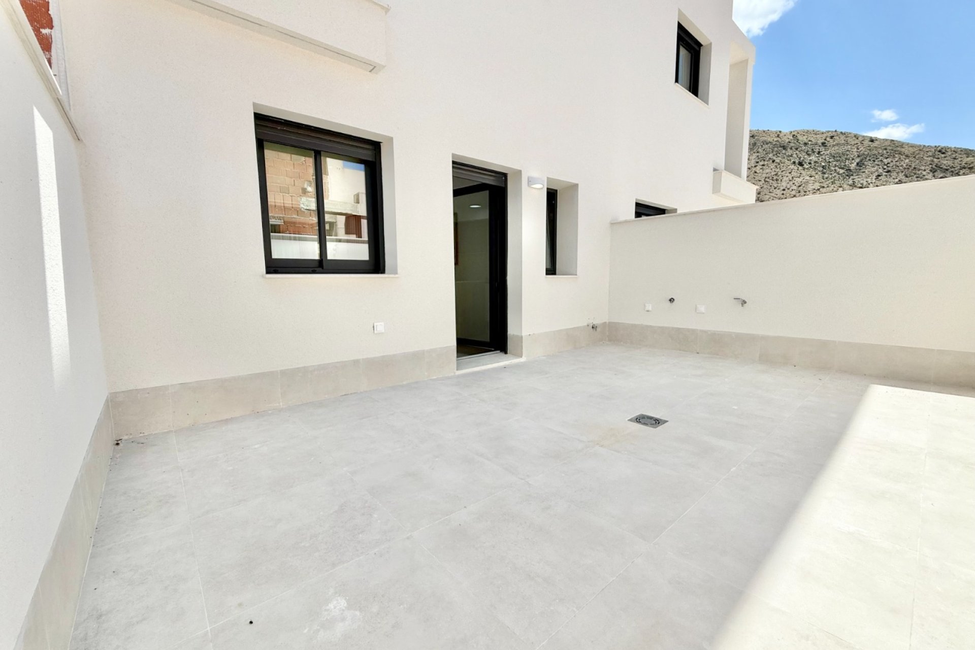 Nieuwbouw Woningen - low-bungalow -
Cox
