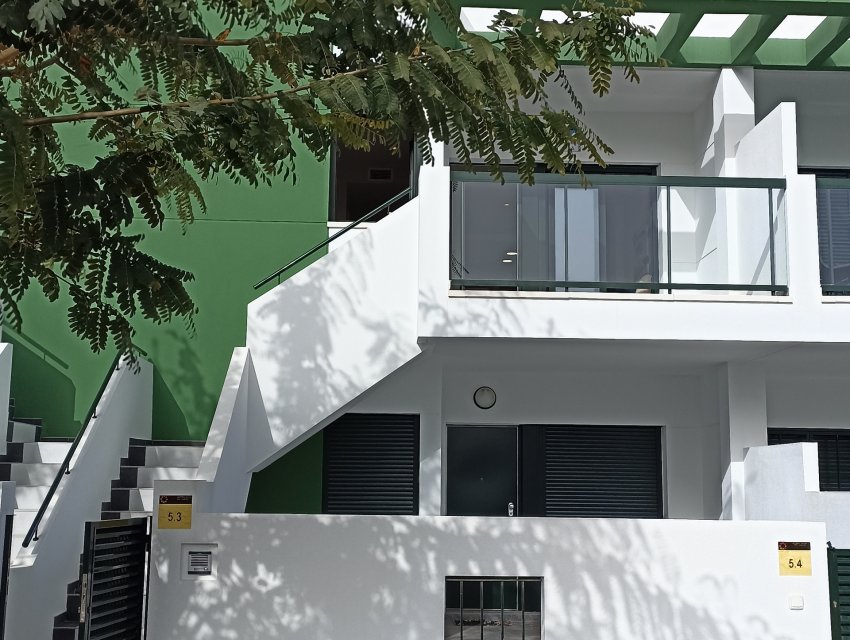 Nieuwbouw Woningen - low-bungalow -
Mil Palmeras