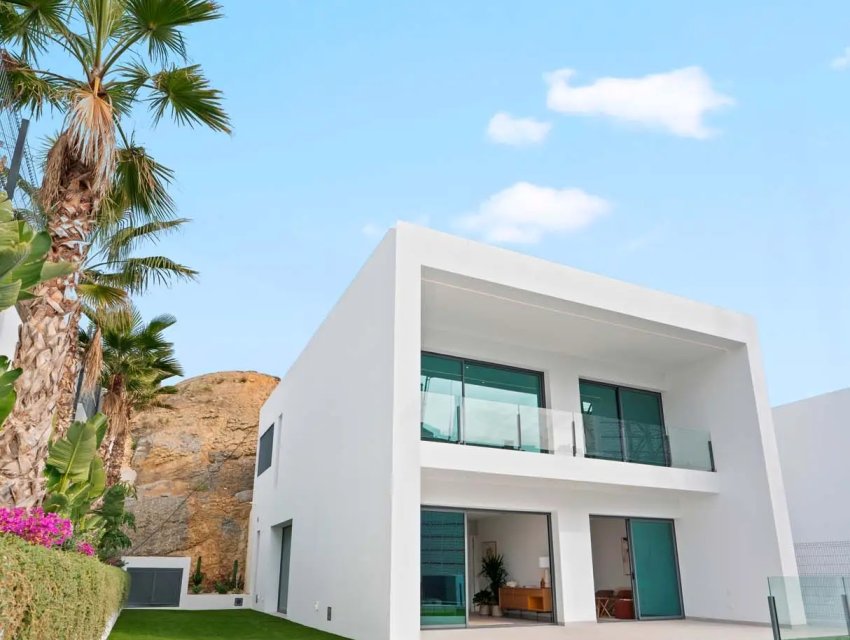 Nieuwbouw Woningen - Villa -
Benidorm