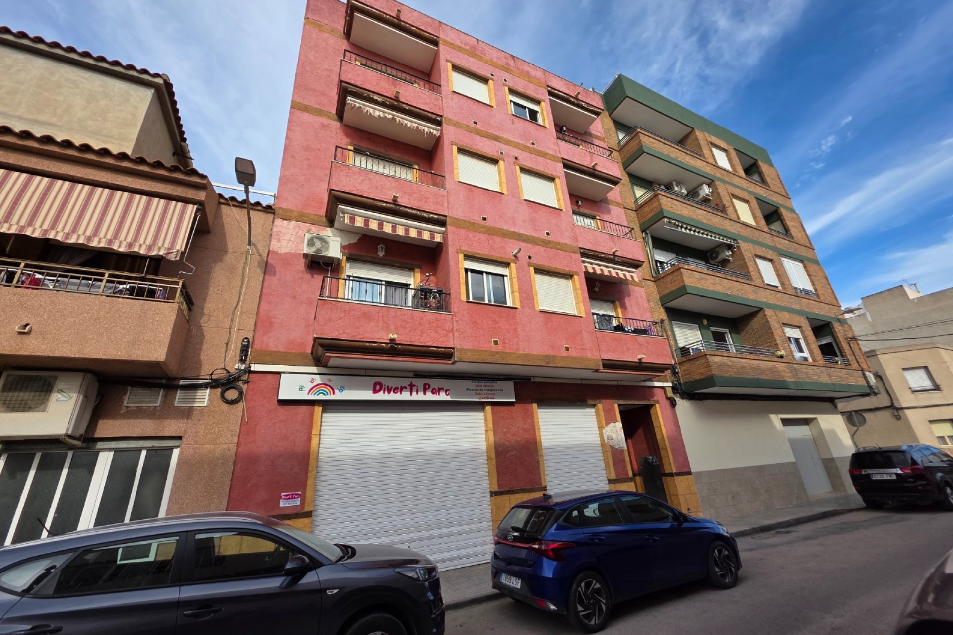 Resale - apartment -
Almoradí - Center