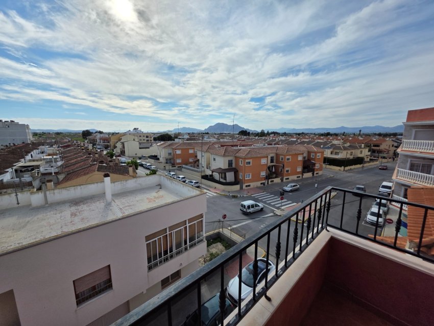 Resale - apartment -
Almoradí - Center