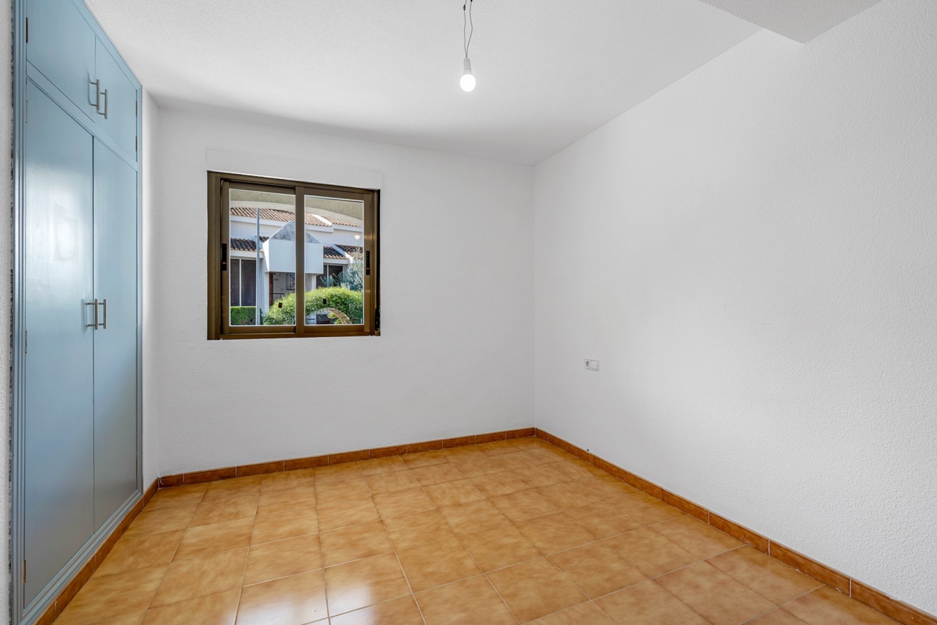 Resale - apartment -
Altea