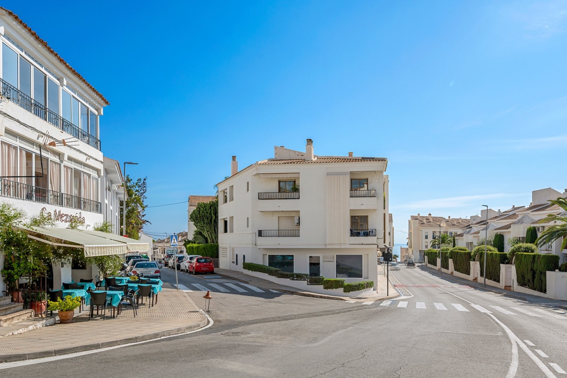 Resale - apartment -
Altea