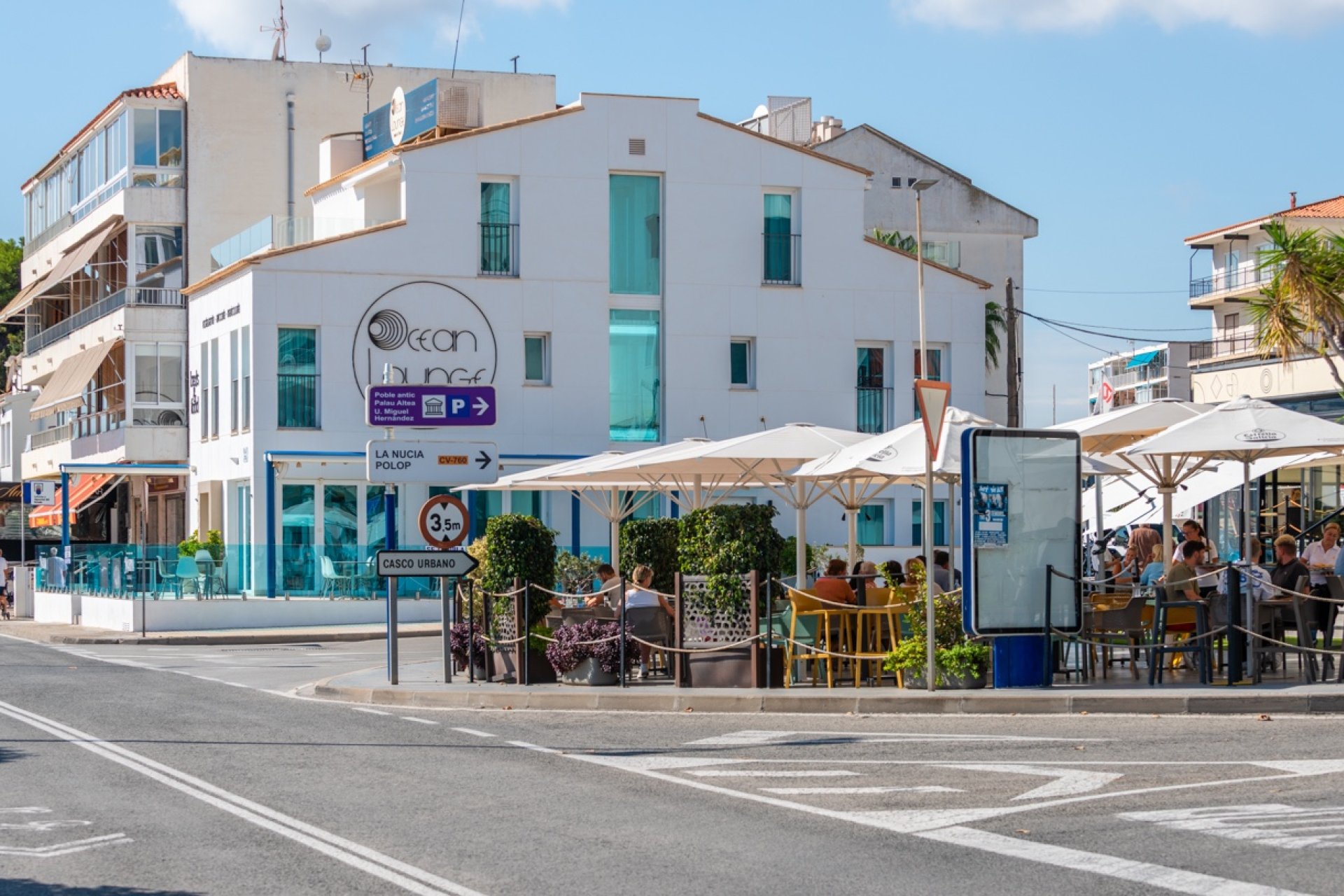 Resale - apartment -
Altea