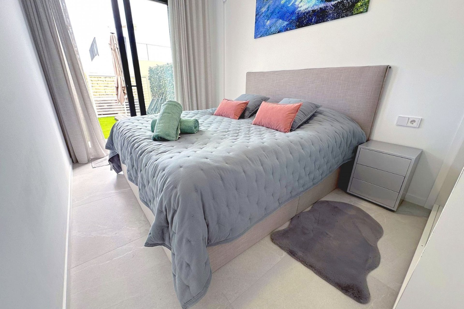 Resale - apartment -
Finestrat