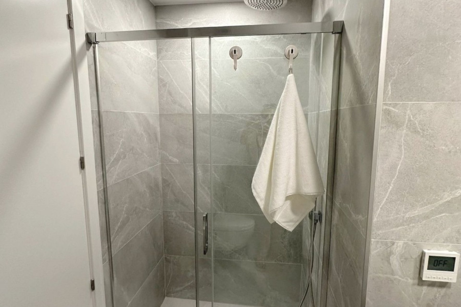 Resale - apartment -
Finestrat