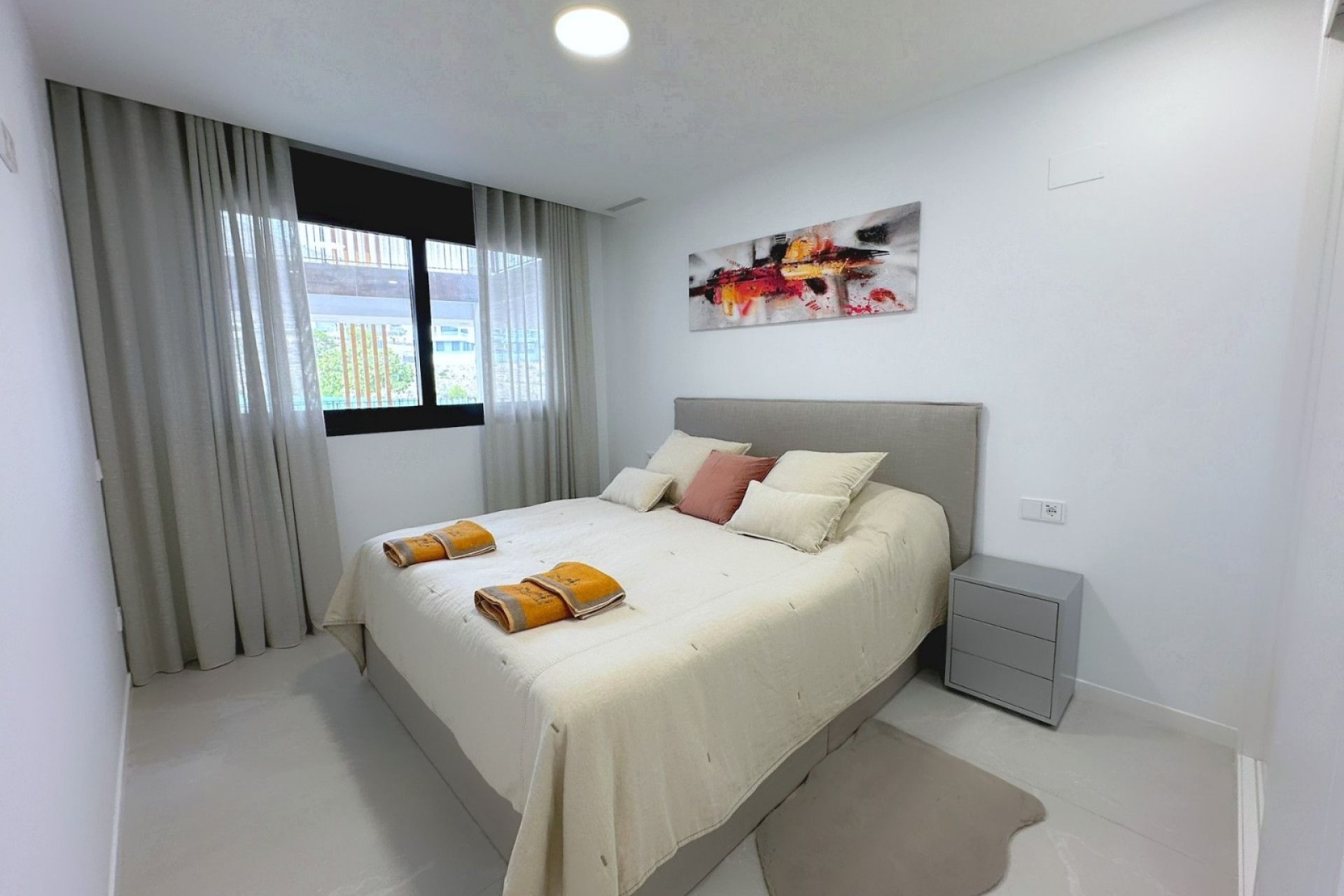 Resale - apartment -
Finestrat