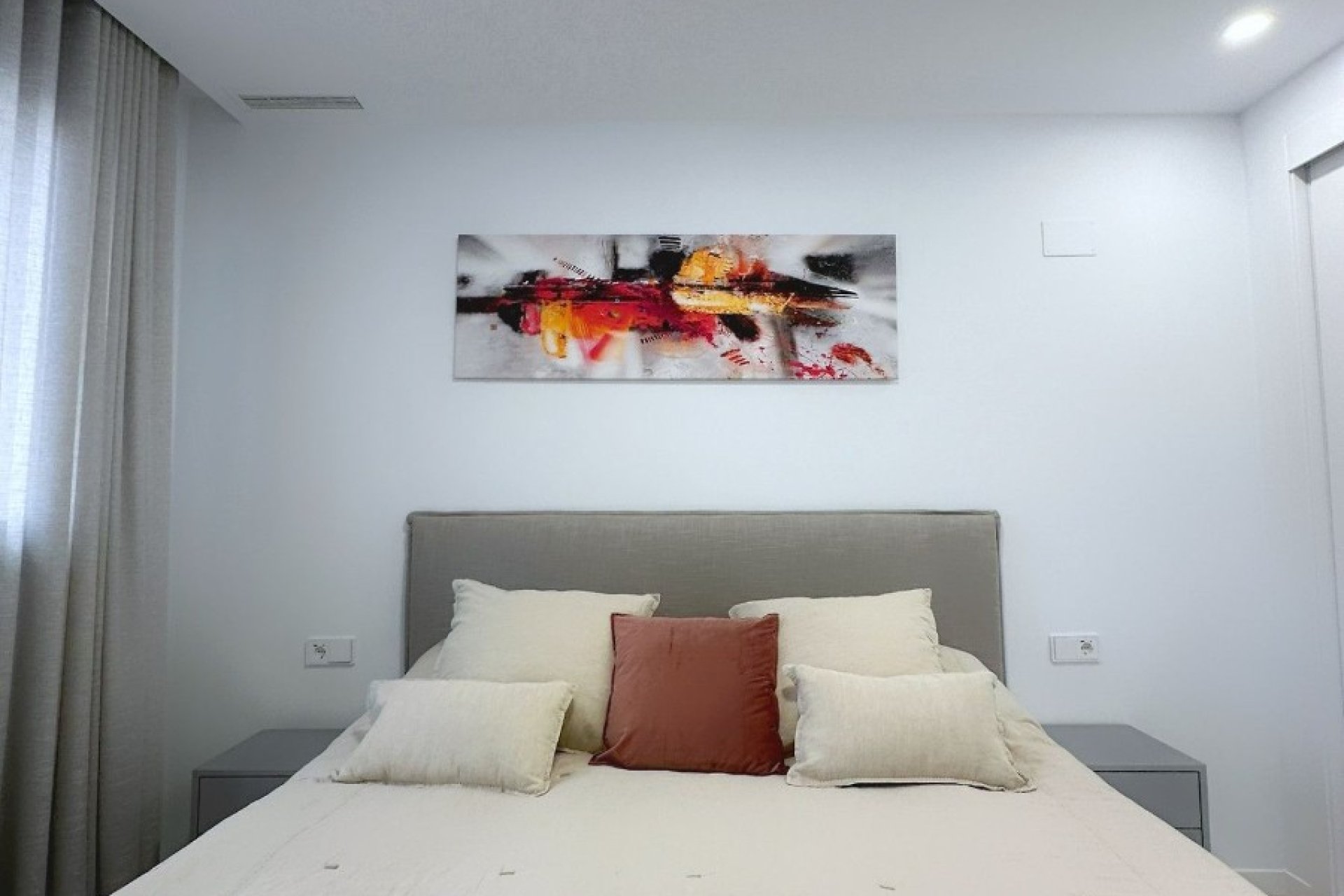 Resale - apartment -
Finestrat