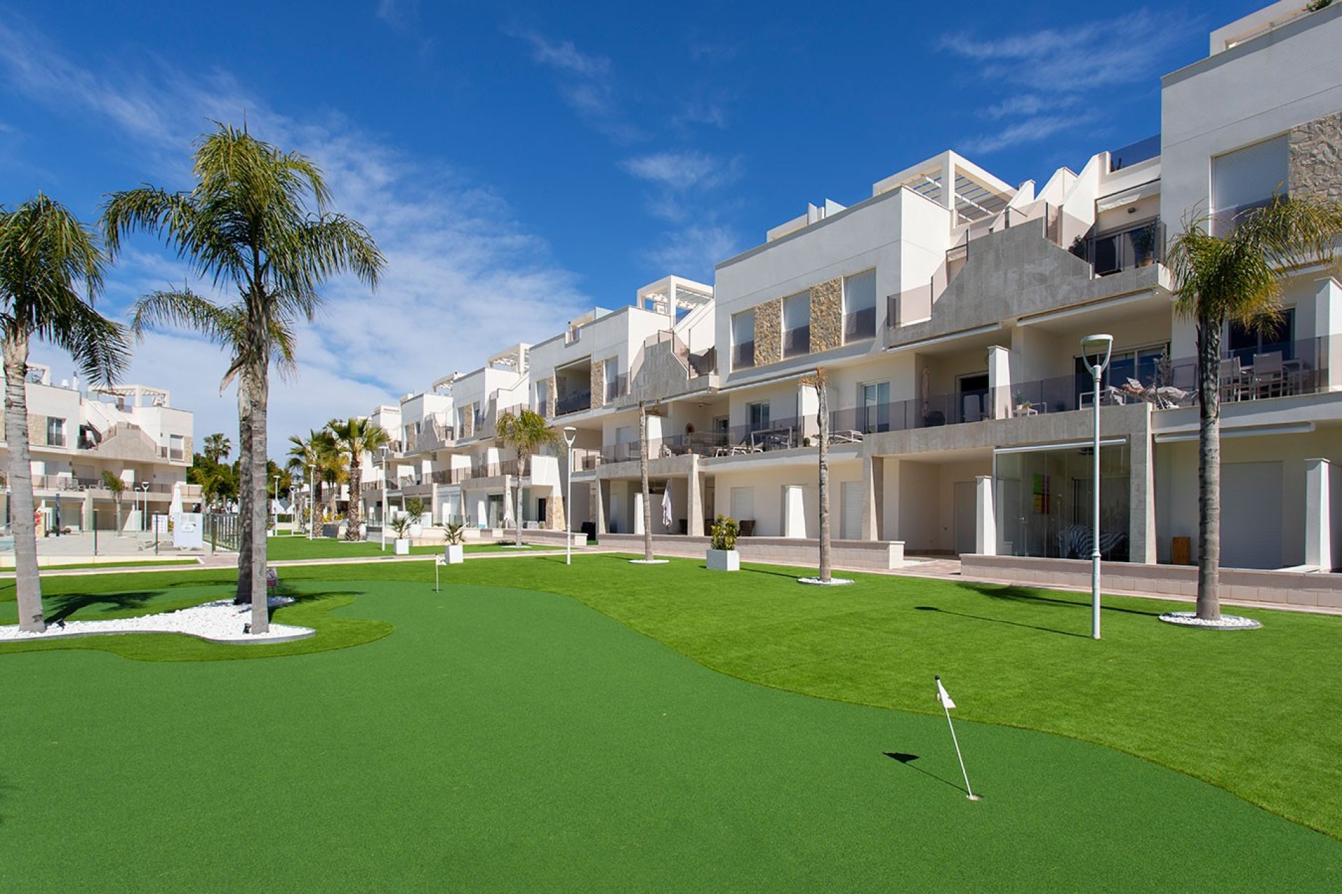 Resale - apartment -
Guardamar del Segura - El Raso