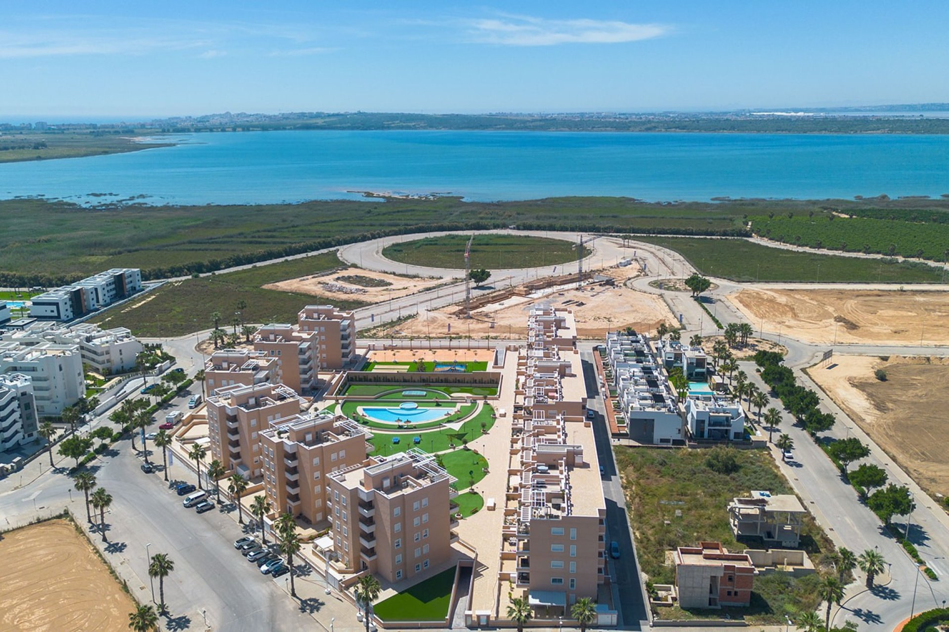 Resale - apartment -
Guardamar del Segura - El Raso