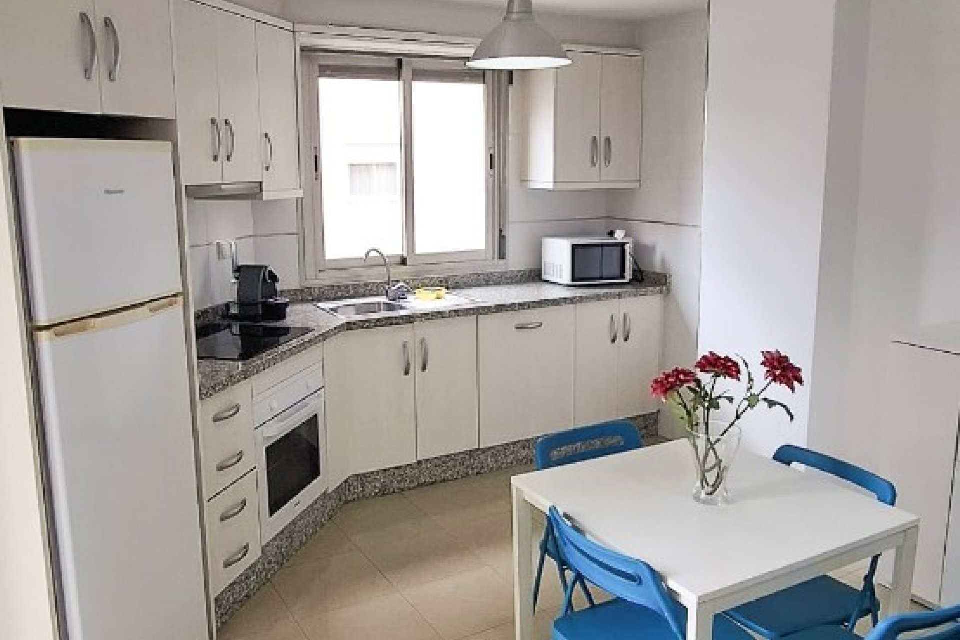 Resale - apartment -
Guardamar del Segura - Pueblo