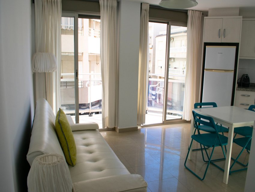 Resale - apartment -
Guardamar del Segura - Pueblo