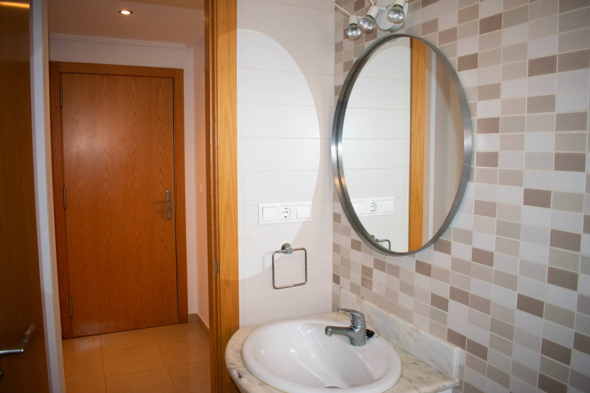 Resale - apartment -
Guardamar del Segura - Pueblo