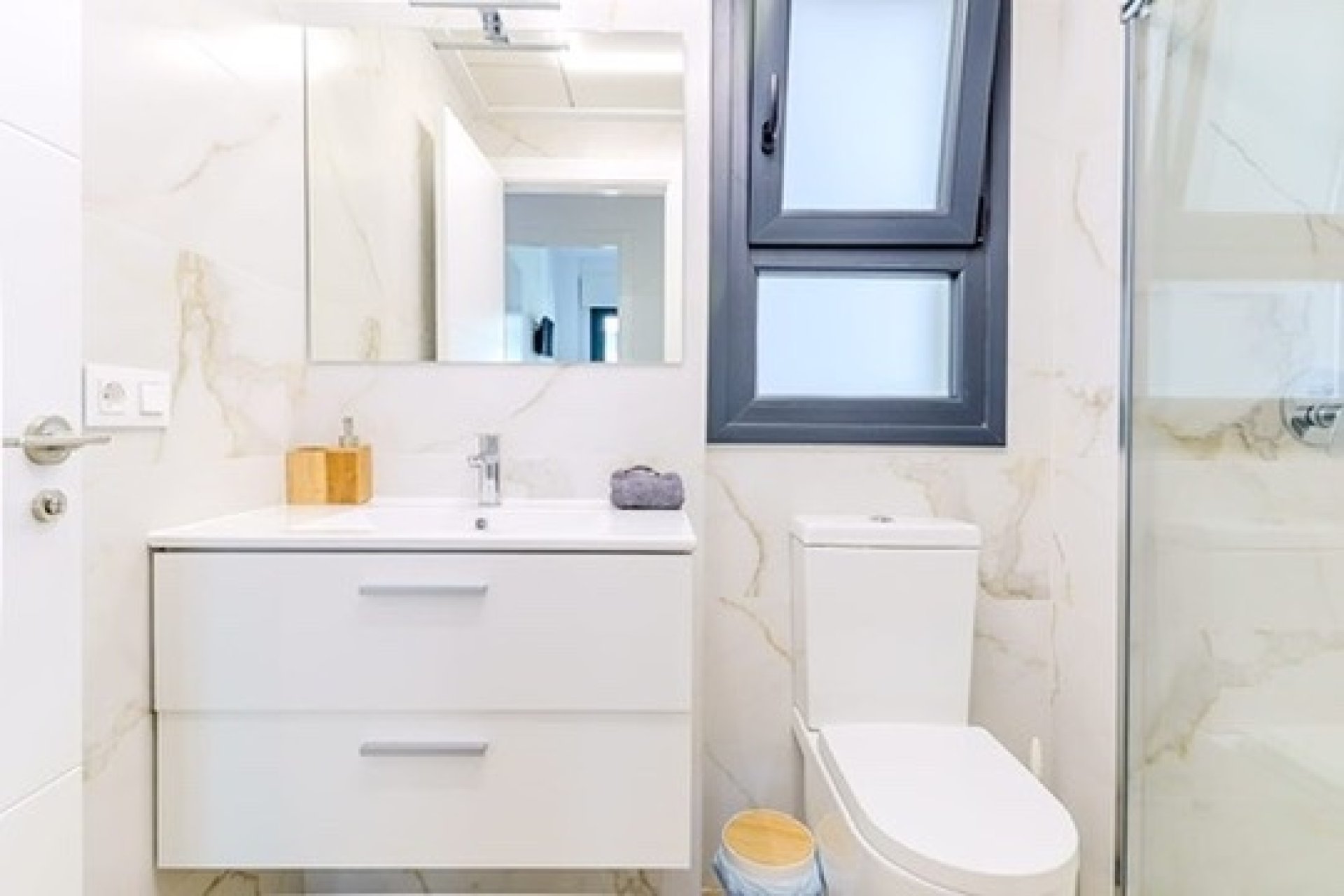 Resale - apartment -
Orihuela Costa - Las Filipinas