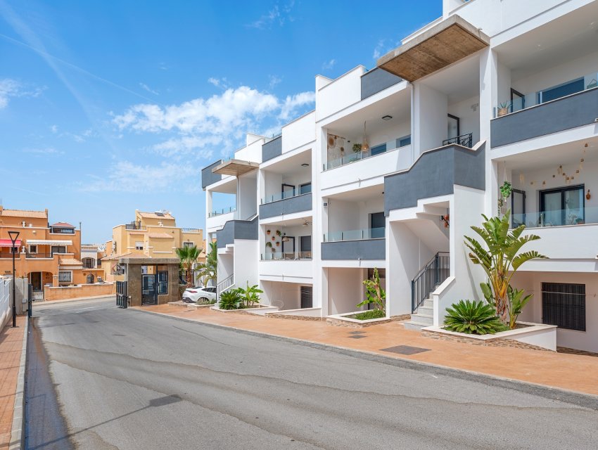 Resale - apartment -
Orihuela Costa - Los Altos