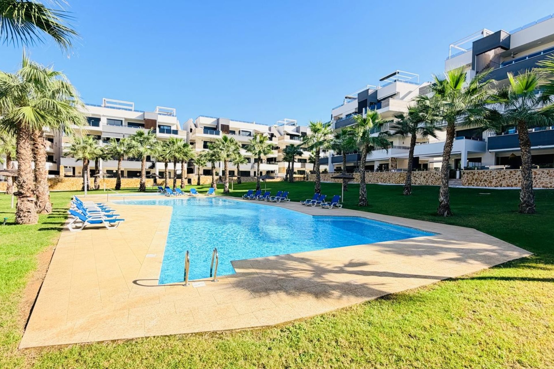 Resale - apartment -
Orihuela Costa - Los Altos