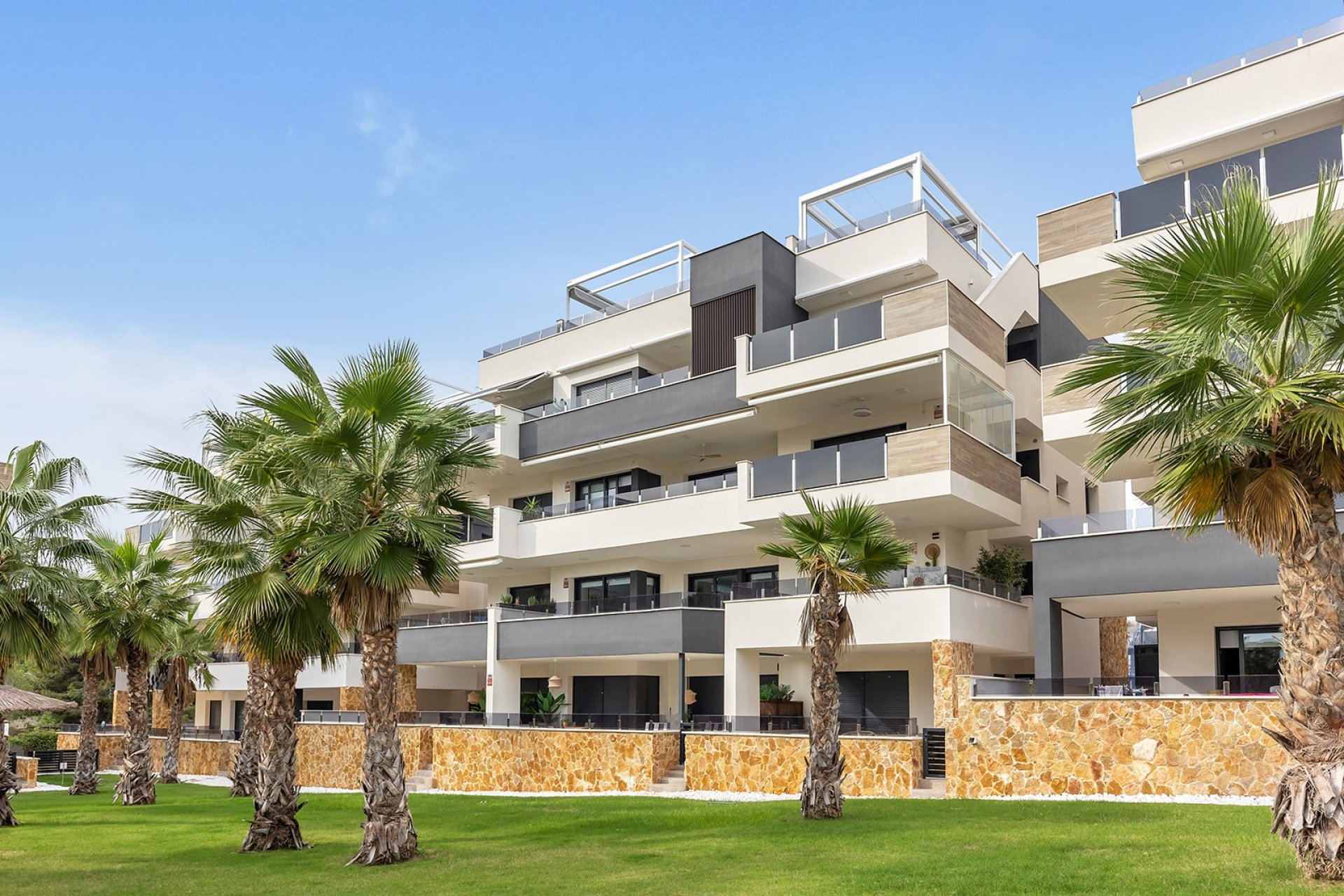 Resale - apartment -
Orihuela Costa - Orihuela