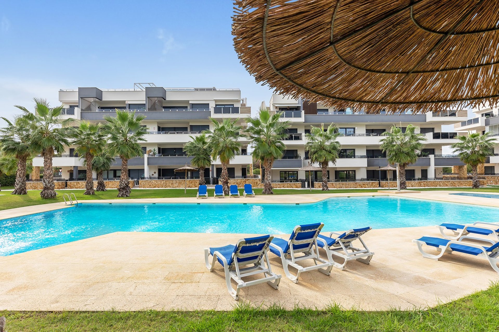 Resale - apartment -
Orihuela Costa - Orihuela
