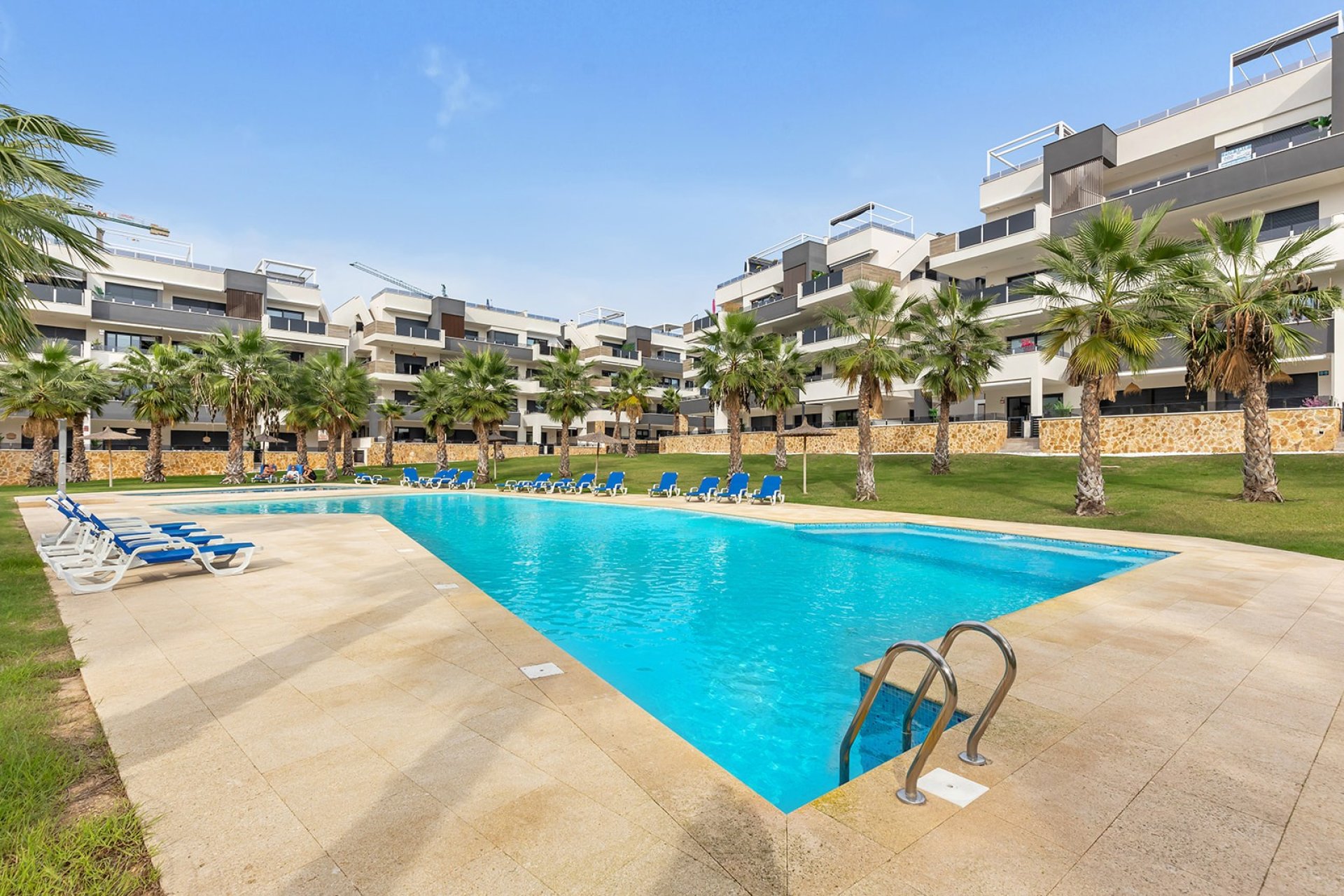 Resale - apartment -
Orihuela Costa - Orihuela
