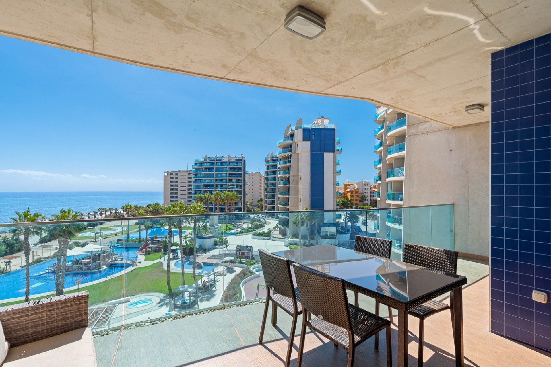 Resale - apartment -
Orihuela Costa - Punta Prima