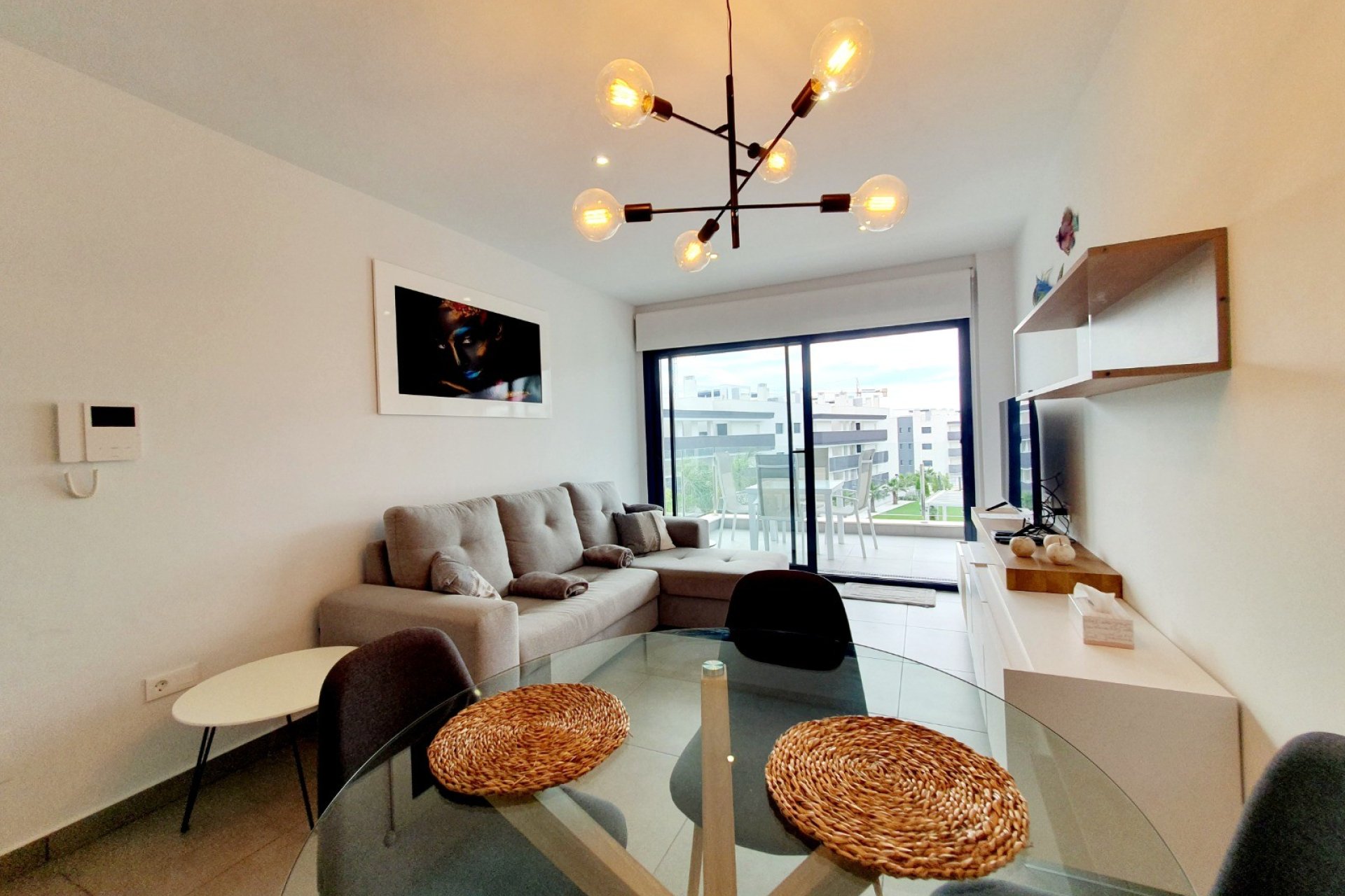 Resale - apartment -
Orihuela Costa - Villamartín
