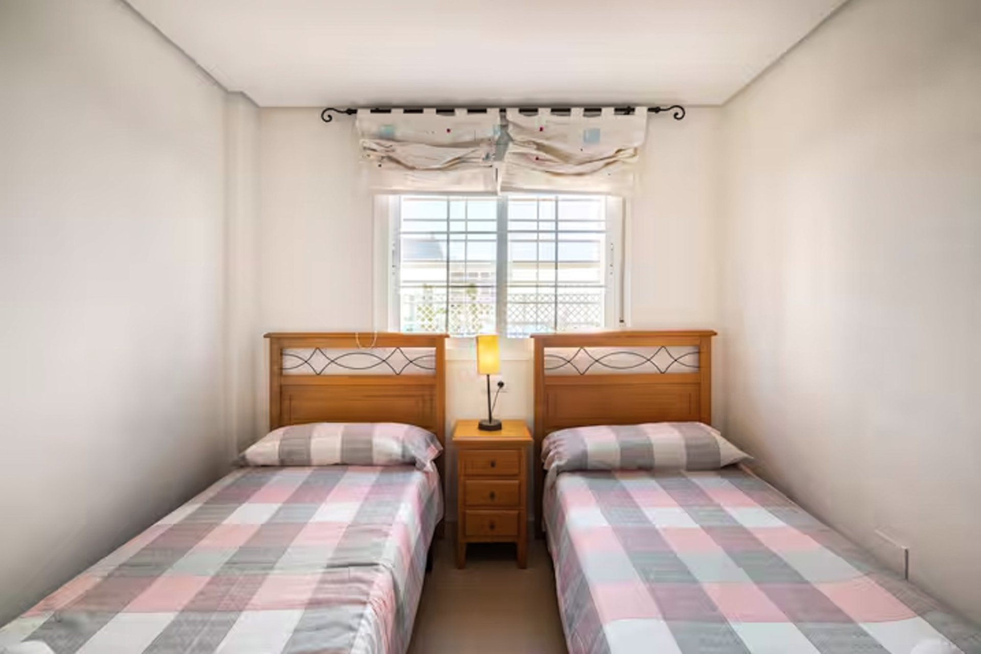 Resale - apartment -
Pilar de la Horadada - Mil Palmeras