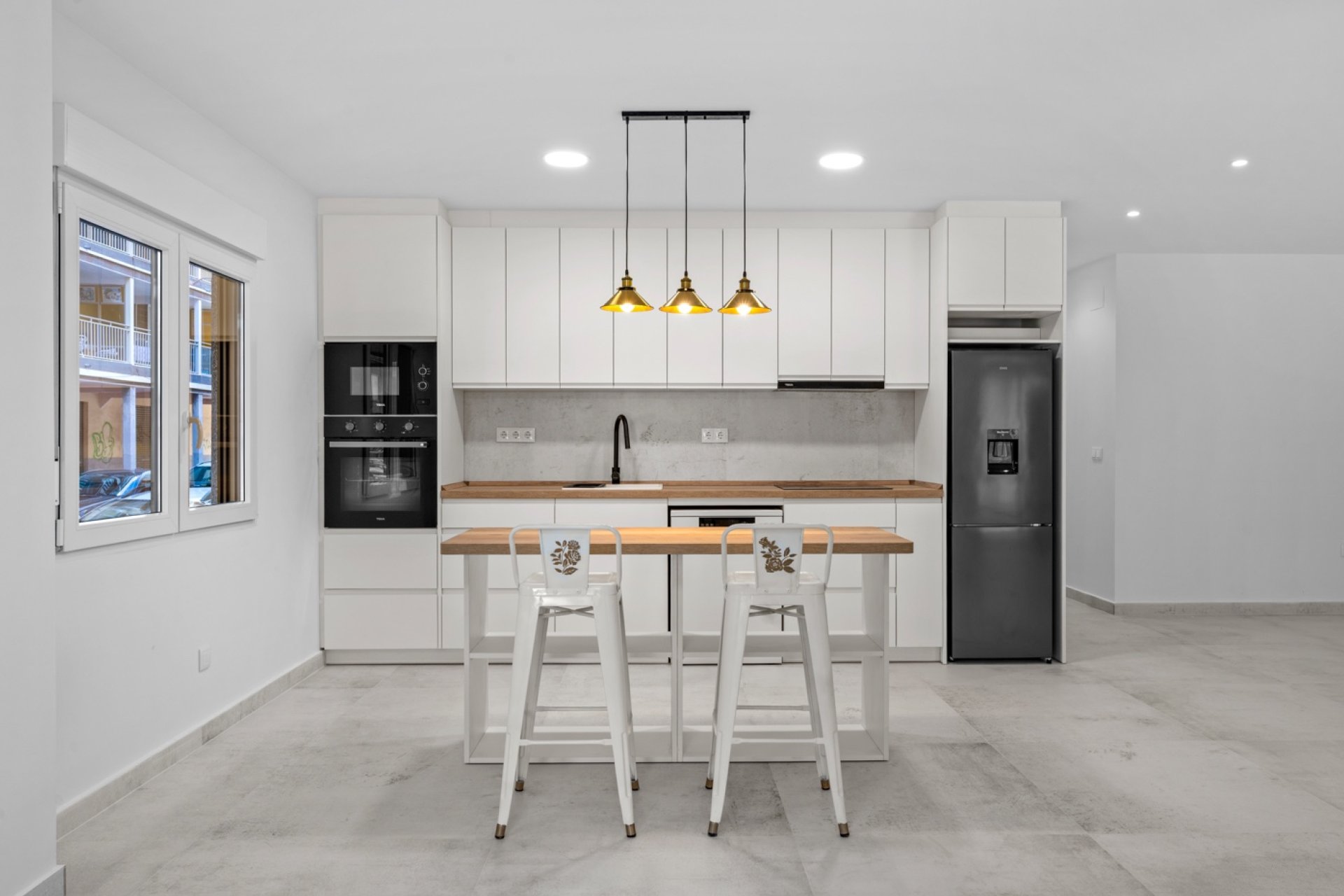 Resale - apartment -
Torrevieja - El Acequión - Los Náufragos