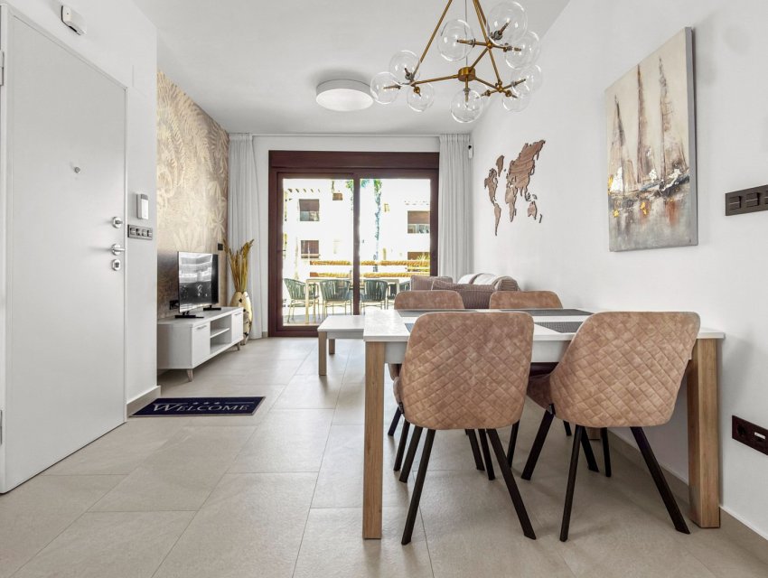 Resale - apartment -
Torrevieja - Los Balcones