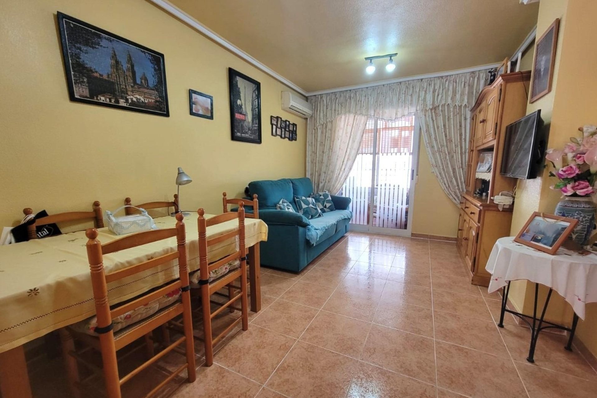 Resale - apartment -
Torrevieja - Nueva Torrevieja