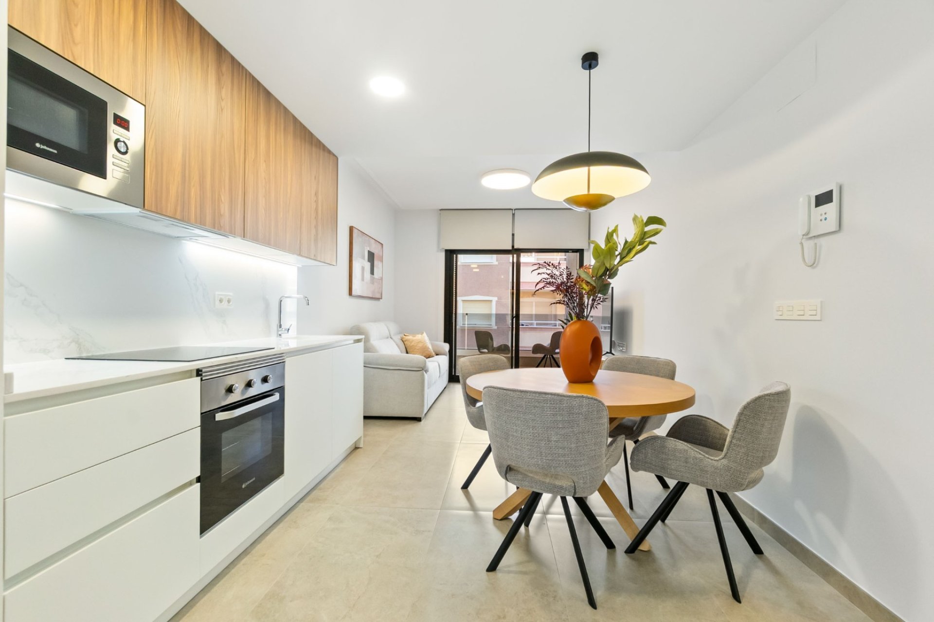 Resale - apartment -
Torrevieja - Playa de El Cura