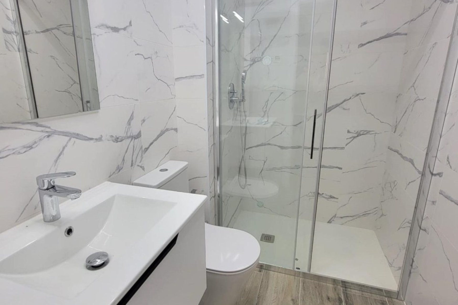 Resale - apartment -
Torrevieja - Playa del Cura