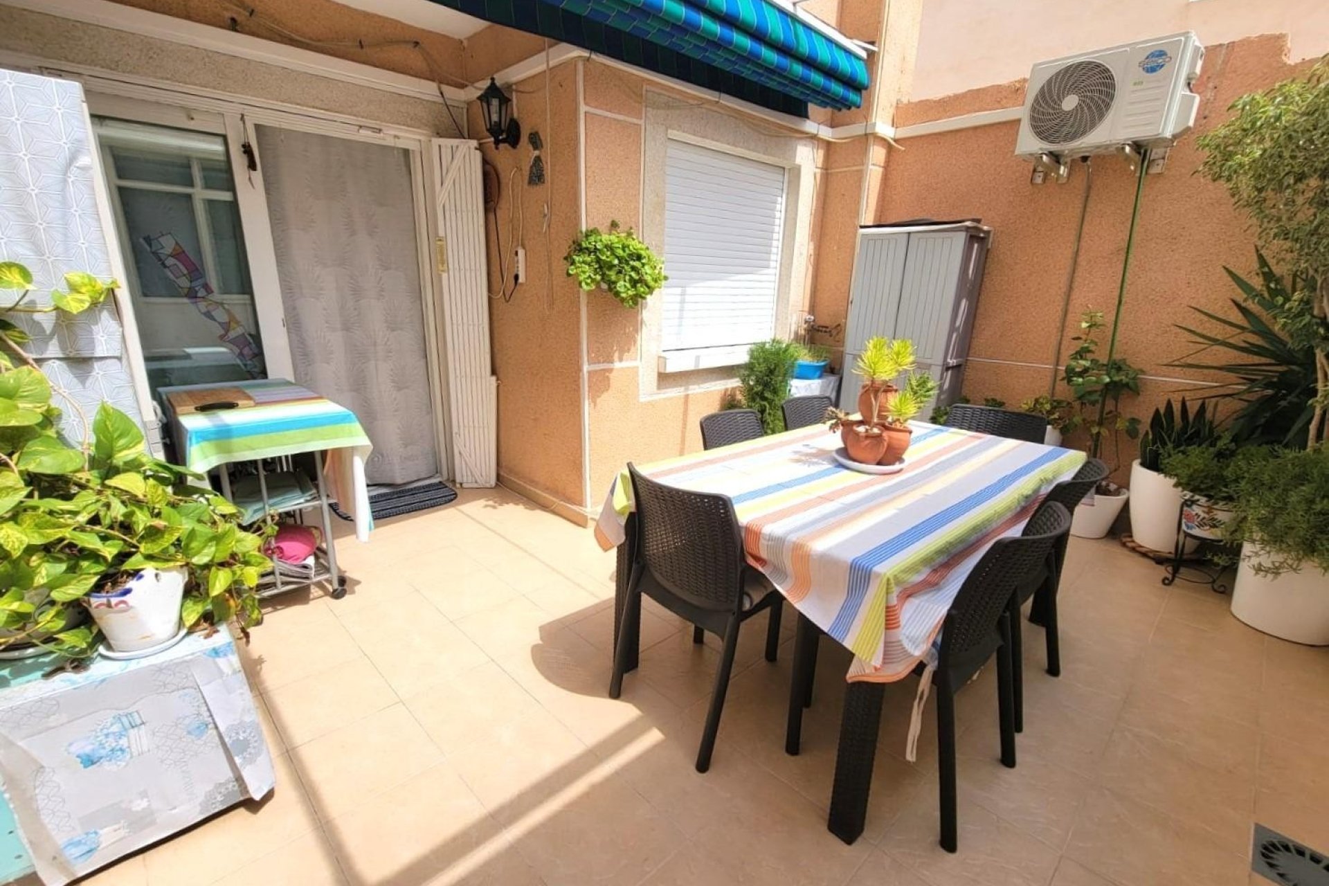 Resale - apartment -
Torrevieja - Playa del Cura