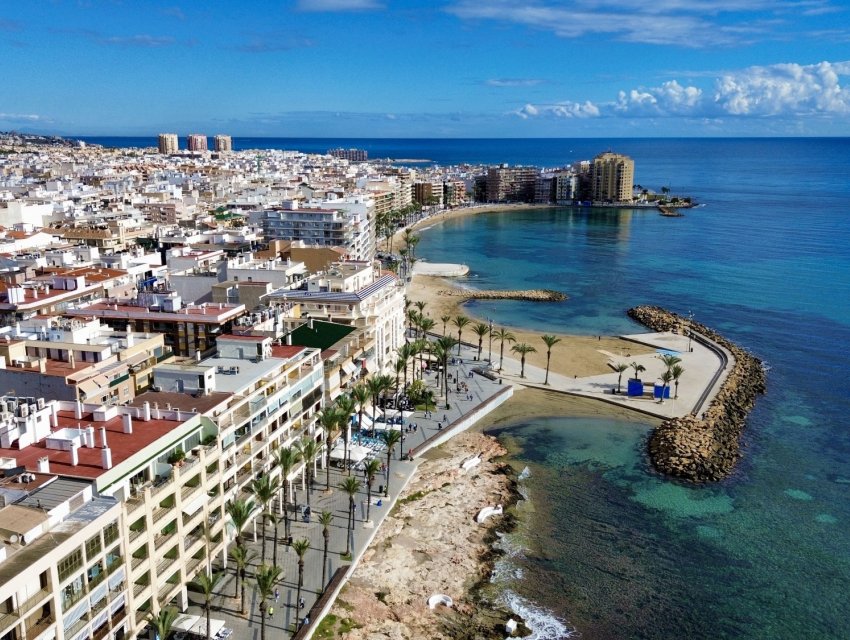 Resale - apartment -
Torrevieja - Playa del Cura