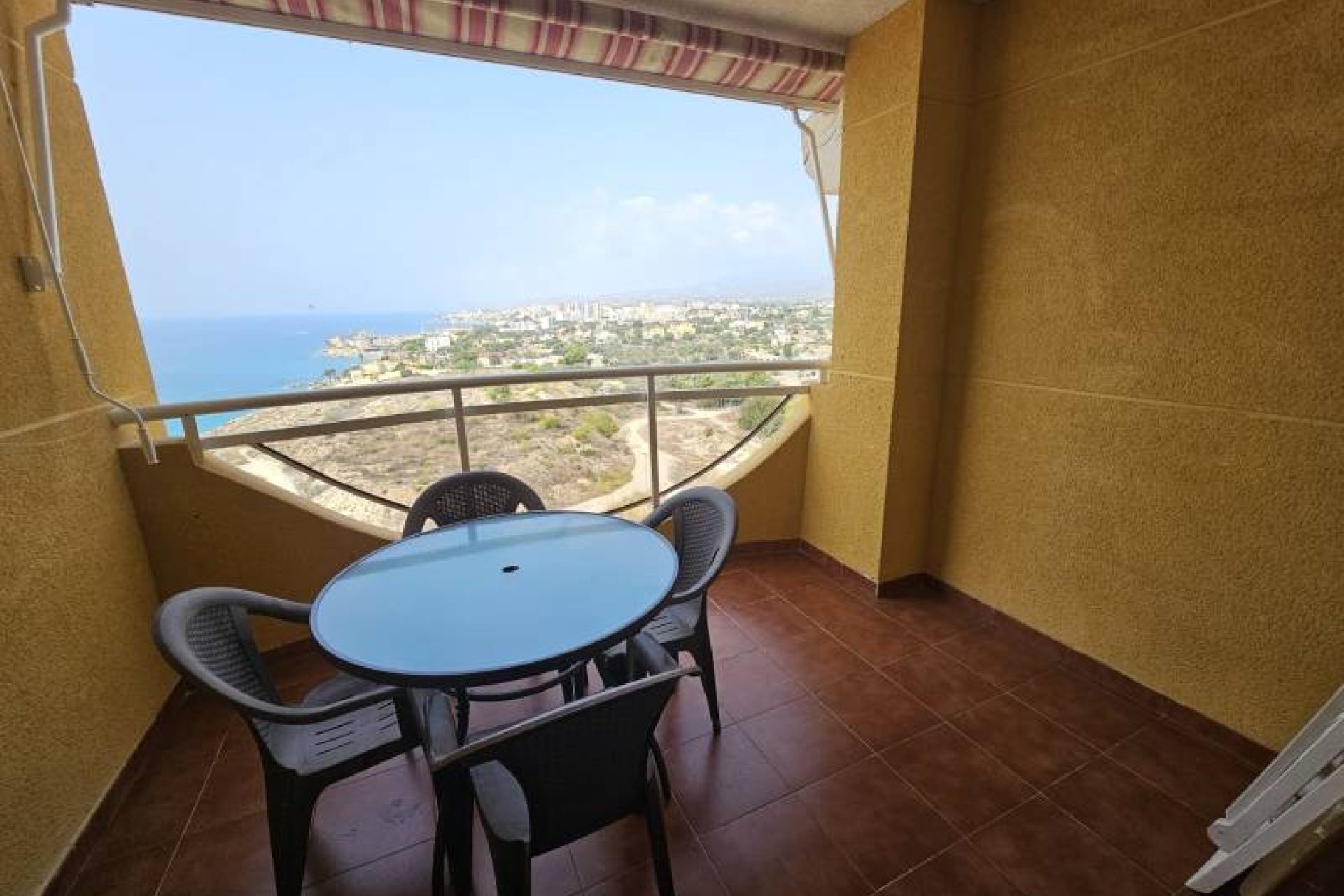 Resale - apartment -
Villajoyosa - Playa Torres