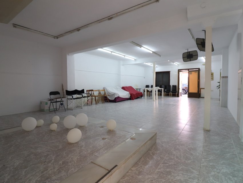 Resale - Commercial -
Benijofar - Benijofar - Village