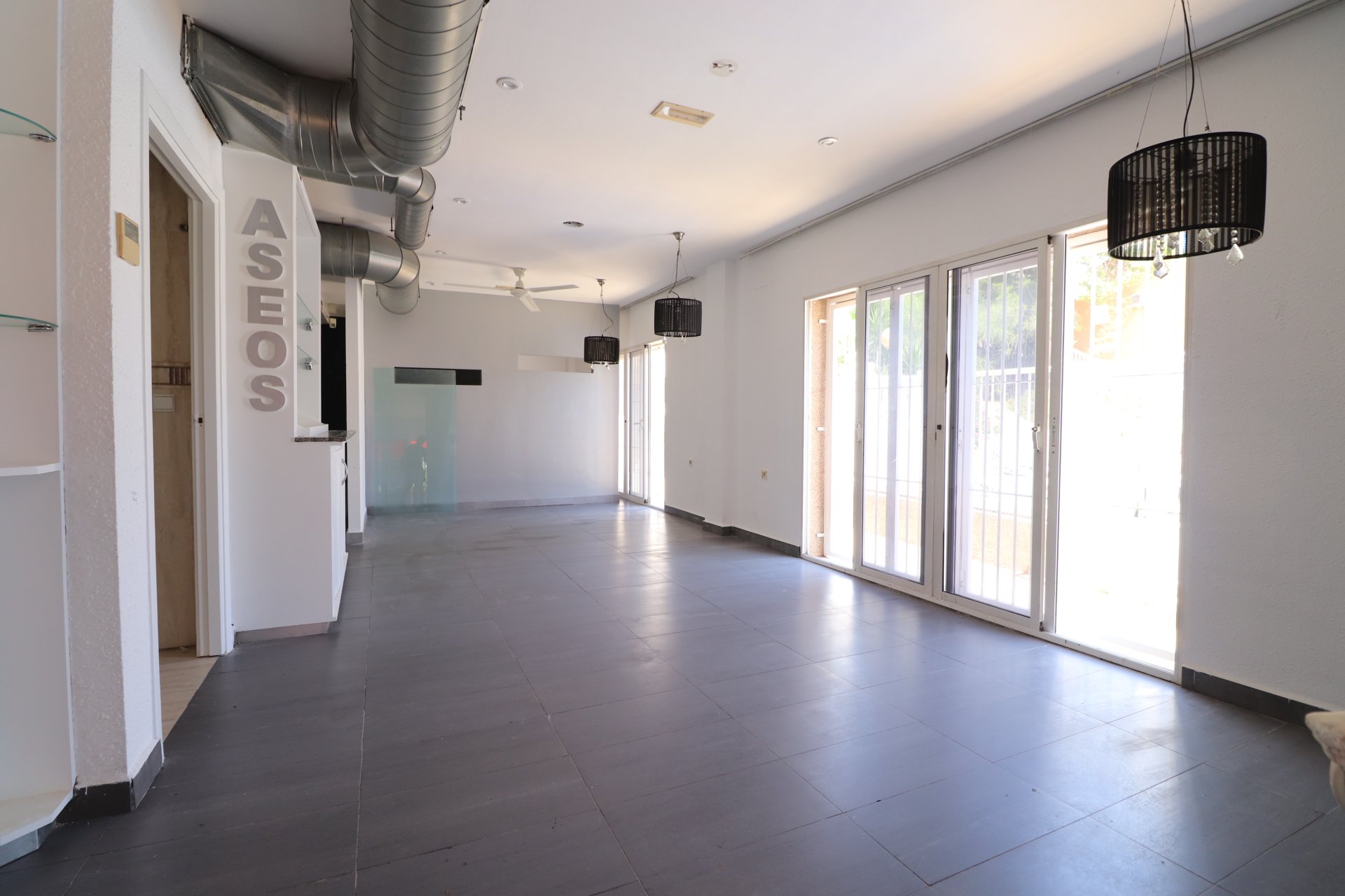 Resale - Commercial (Freehold) -
Ciudad Quesada - La Marquesa Golf