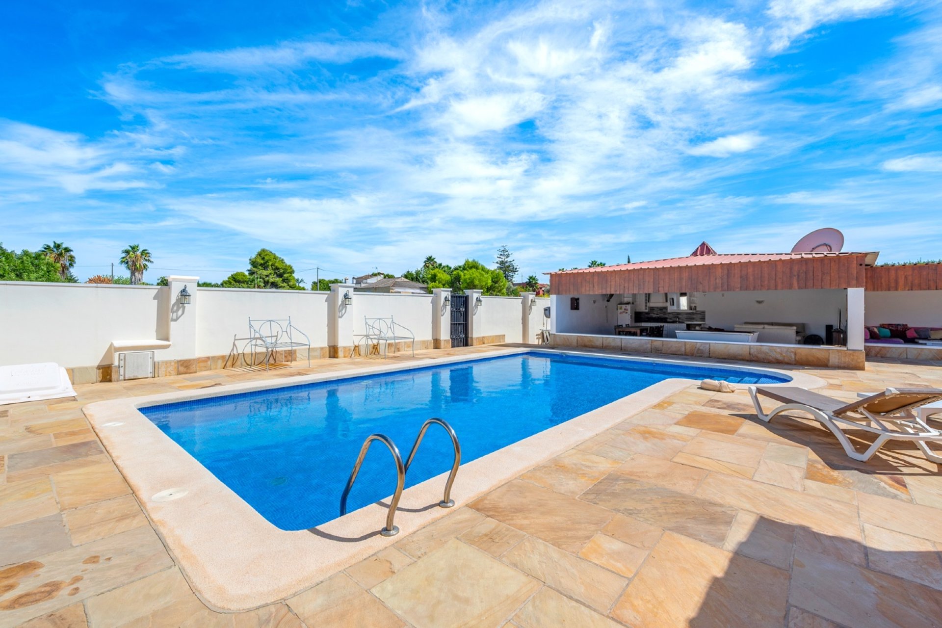 Resale - Country House -
Almoradí - Las Heredades