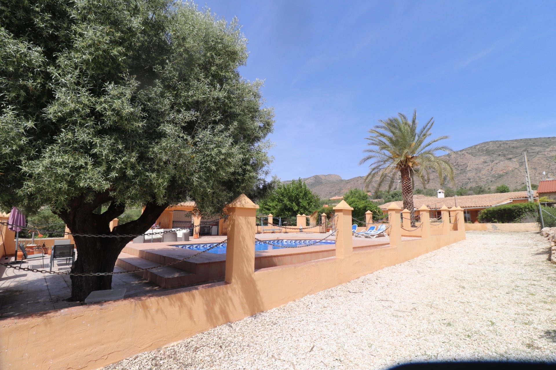 Resale - Country House -
Hondón de las Nieves - La Canalosa