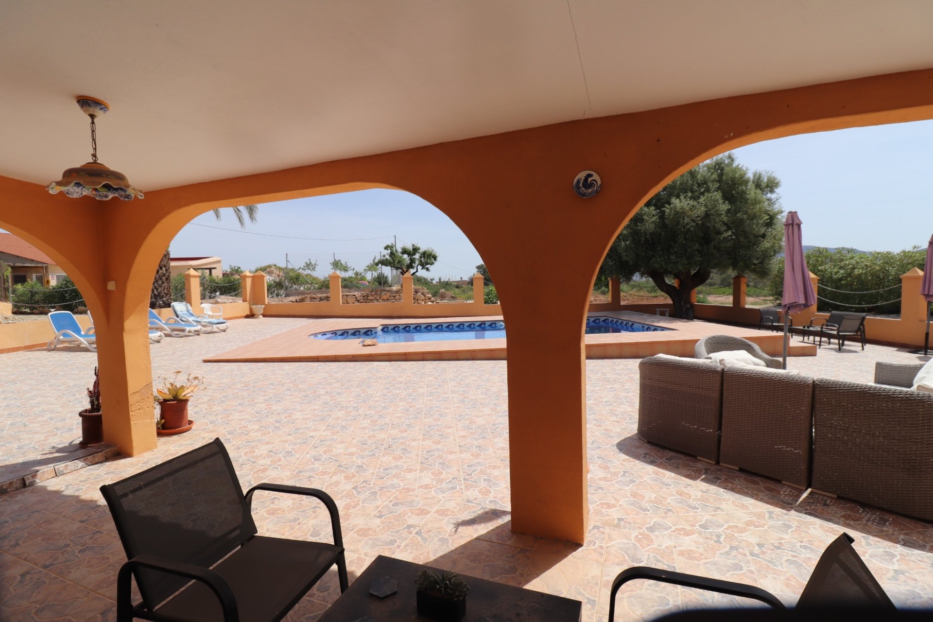Resale - Country House -
Hondón de las Nieves - La Canalosa