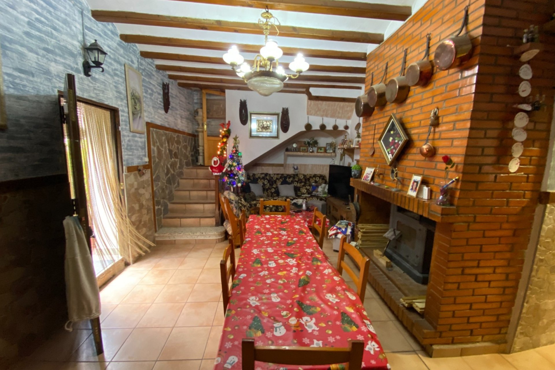 Resale - Country House -
Sax