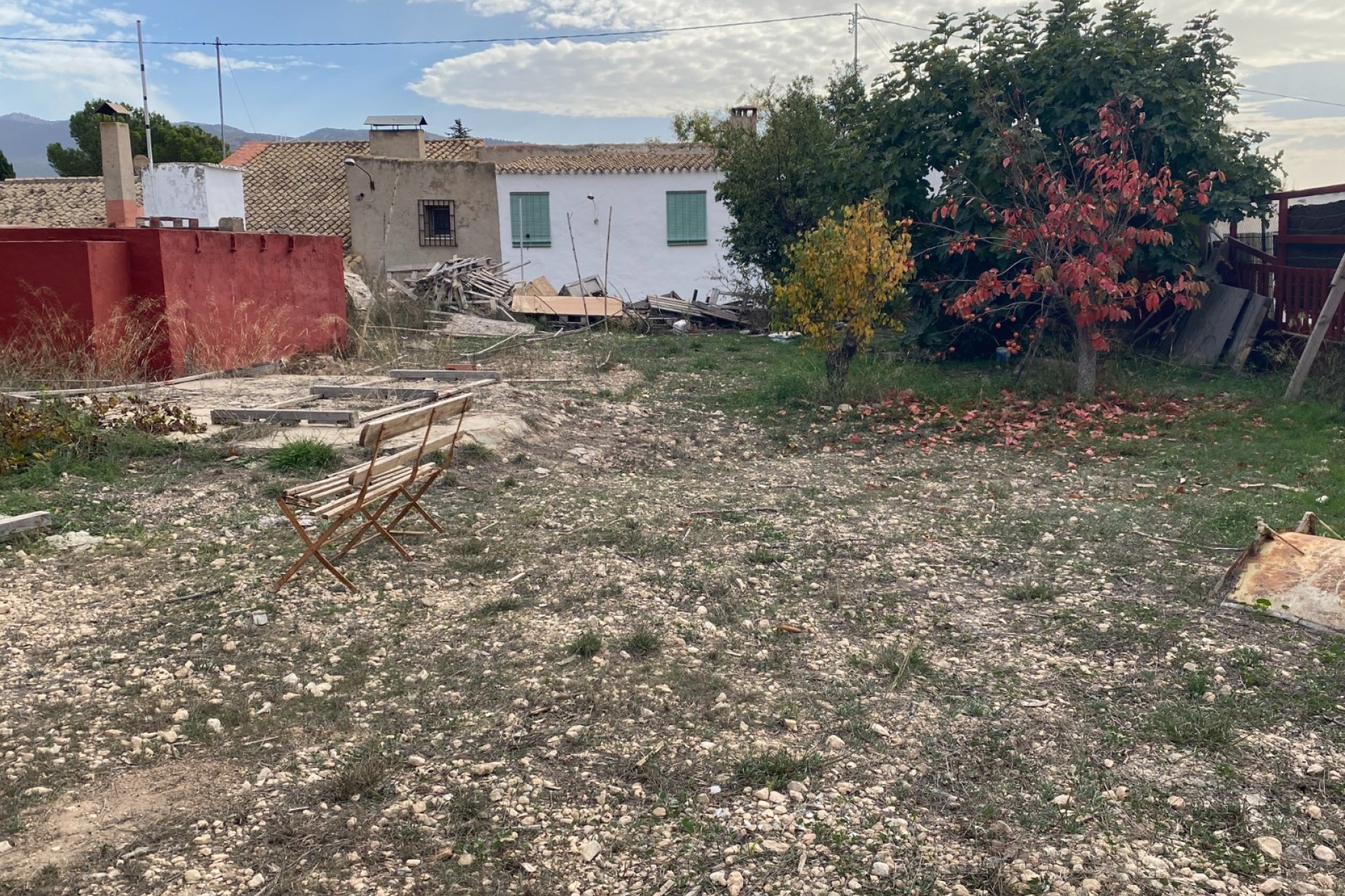 Resale - Country House -
Sax