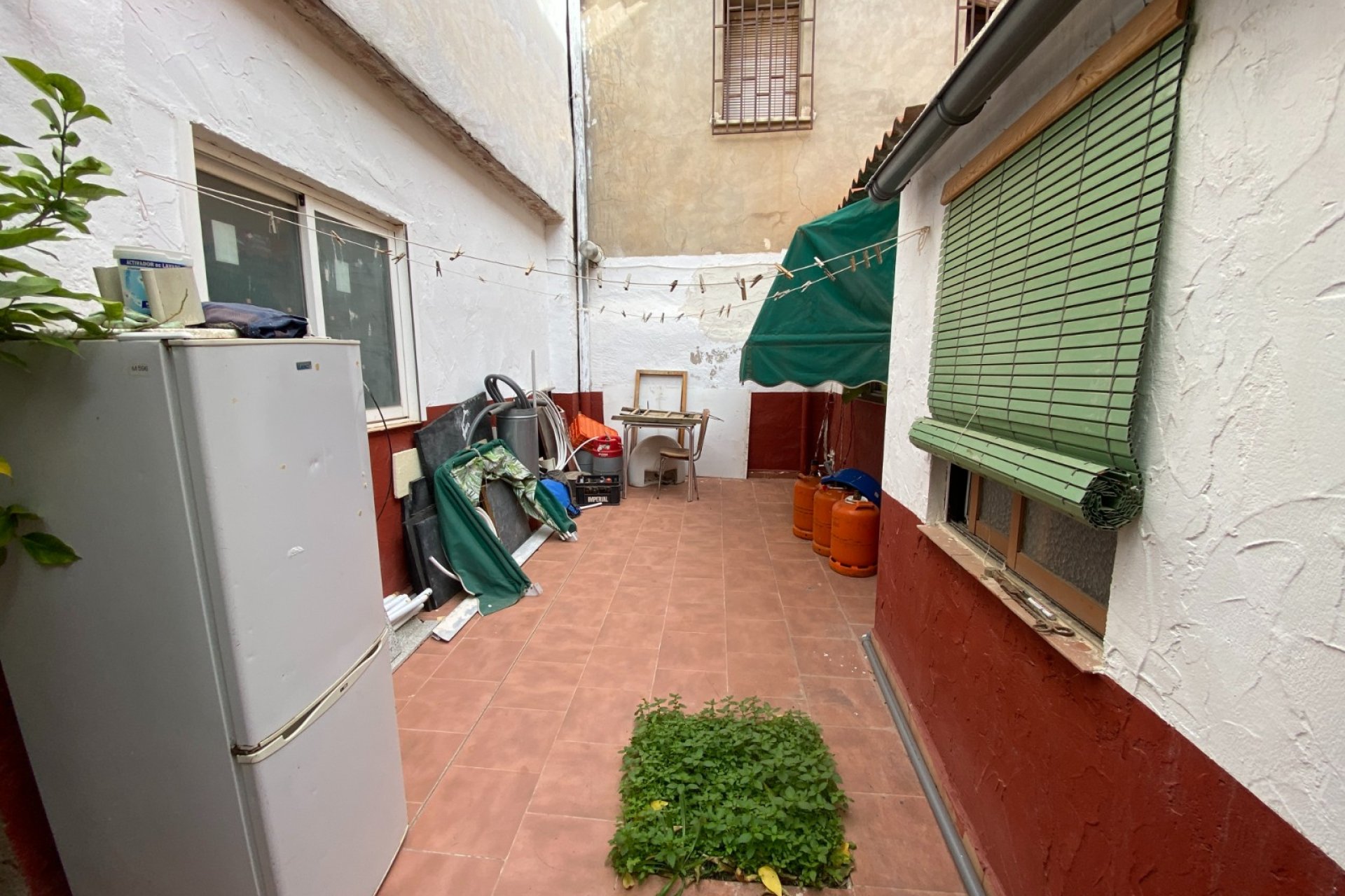 Resale - Country House -
Sax