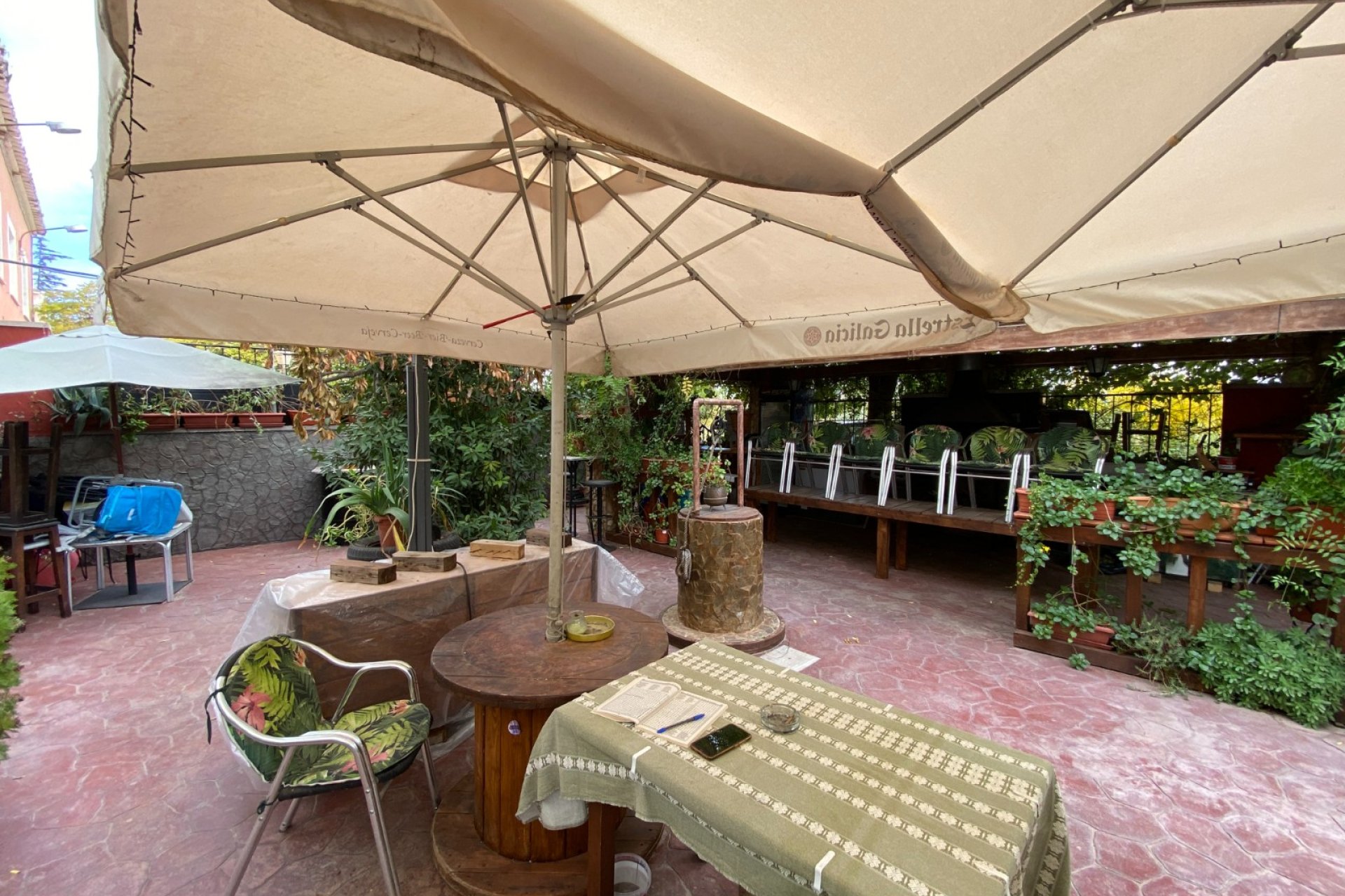 Resale - Country House -
Sax