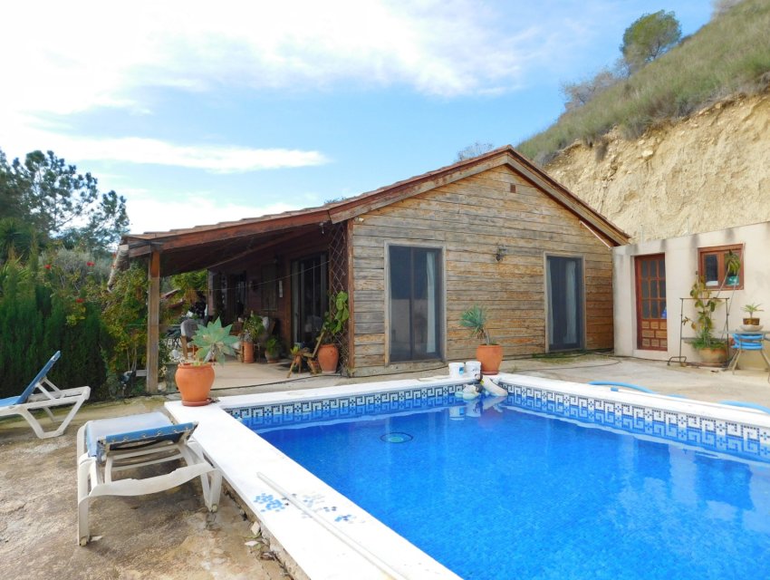 Resale - Country House -
Torremendo