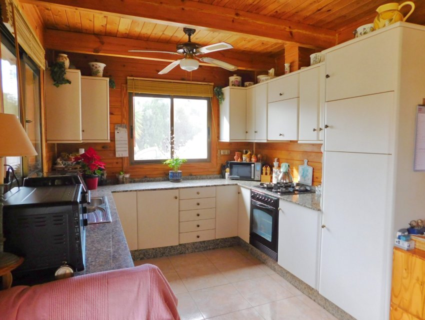 Resale - Country House -
Torremendo