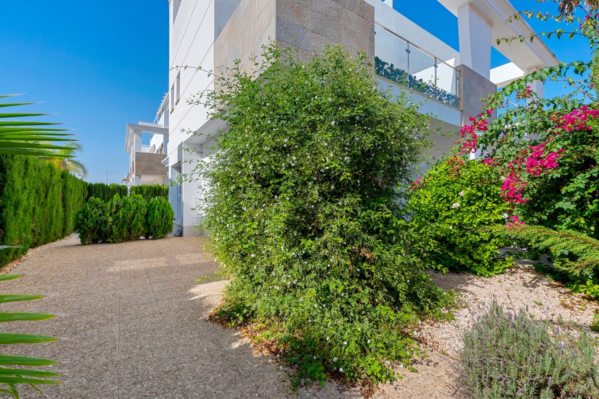 Resale - Townhouse -
Ciudad Quesada - Doña Pepa